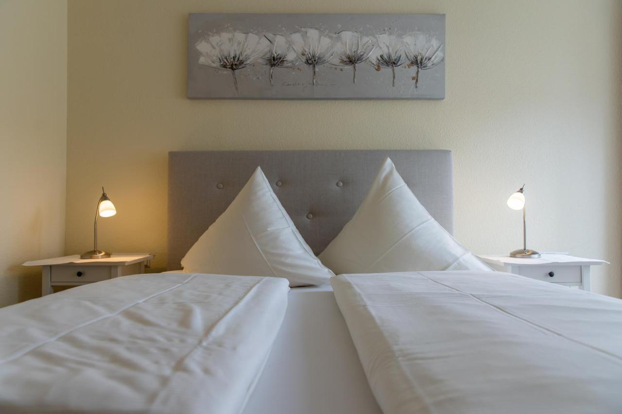 Hotel บาดเดือร์คไฮม์ ภายนอก รูปภาพ