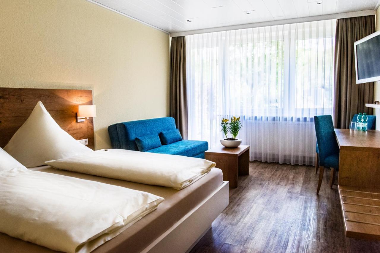 Hotel บาดเดือร์คไฮม์ ภายนอก รูปภาพ