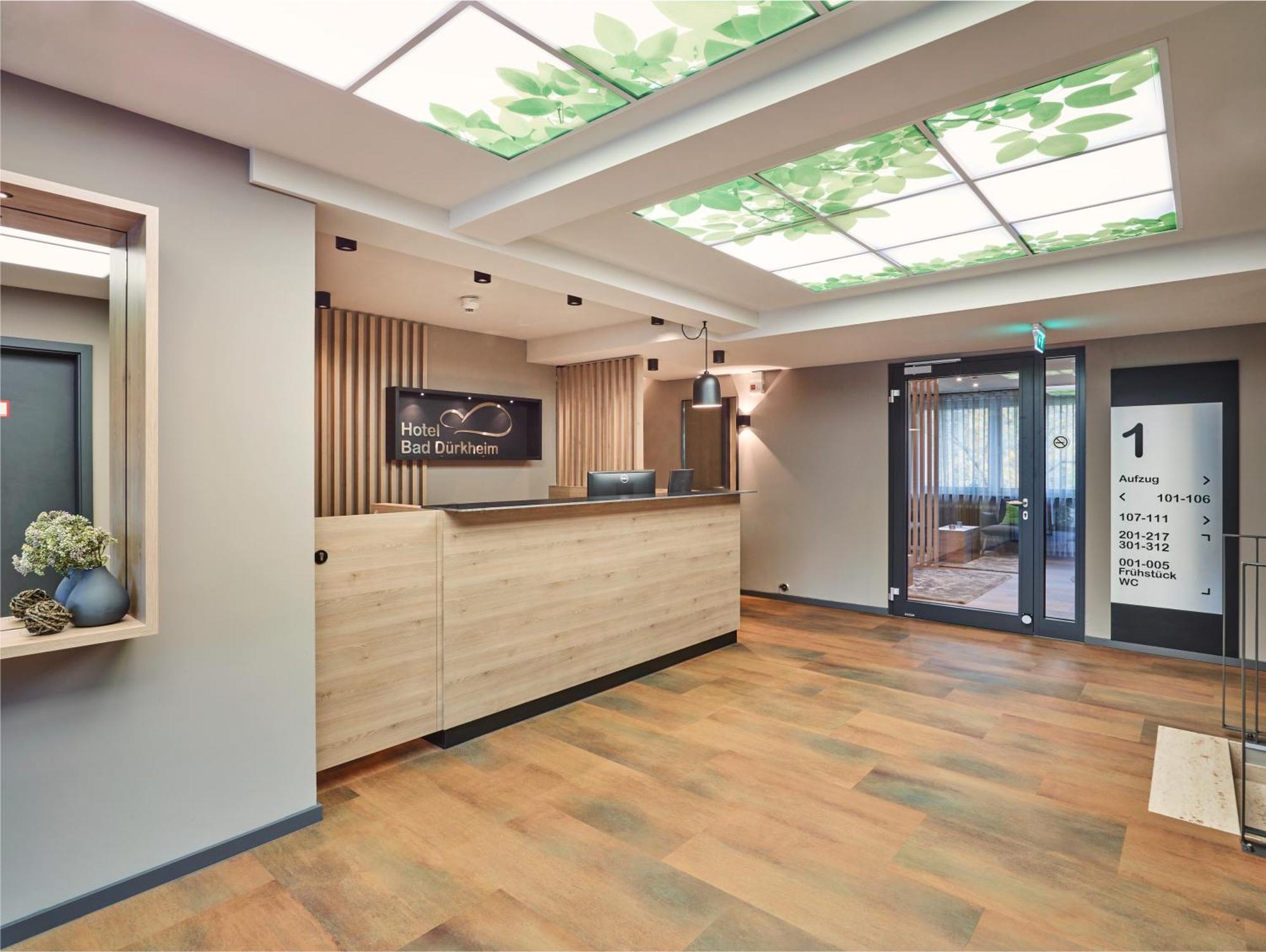 Hotel บาดเดือร์คไฮม์ ภายนอก รูปภาพ